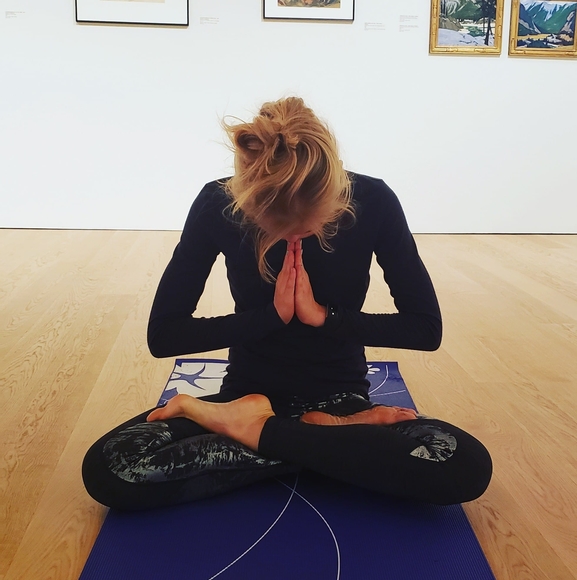 Meet your Posher, Natalia - Picture 1 of 1